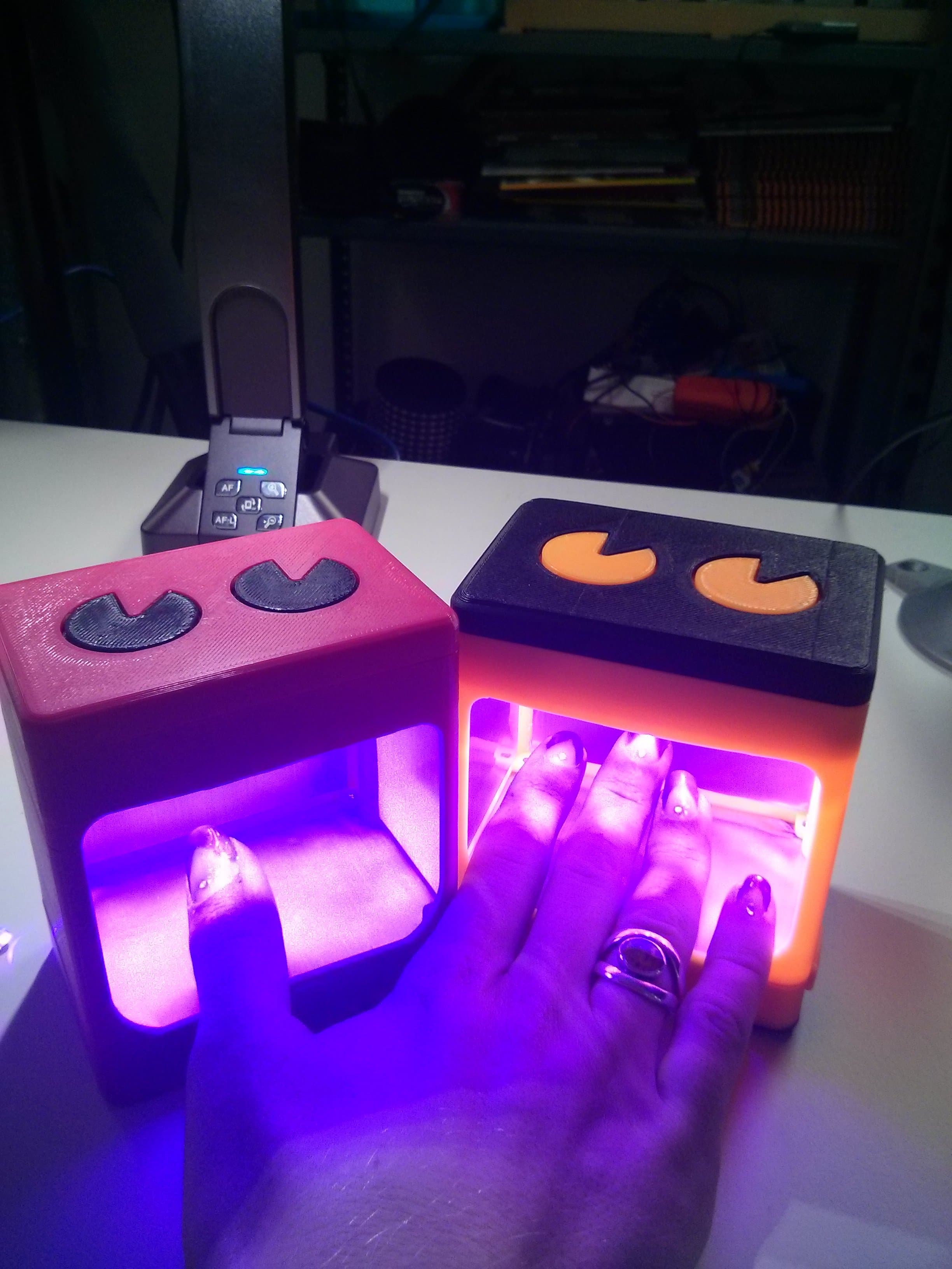 Cure builder gel under LED lamp